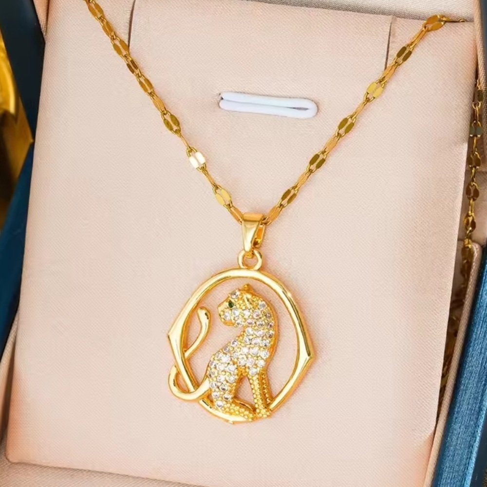18K Gold Panther Diamond & Emerald Inlay Leopard Pendant Necklace No Fade - Picture 3 of 5